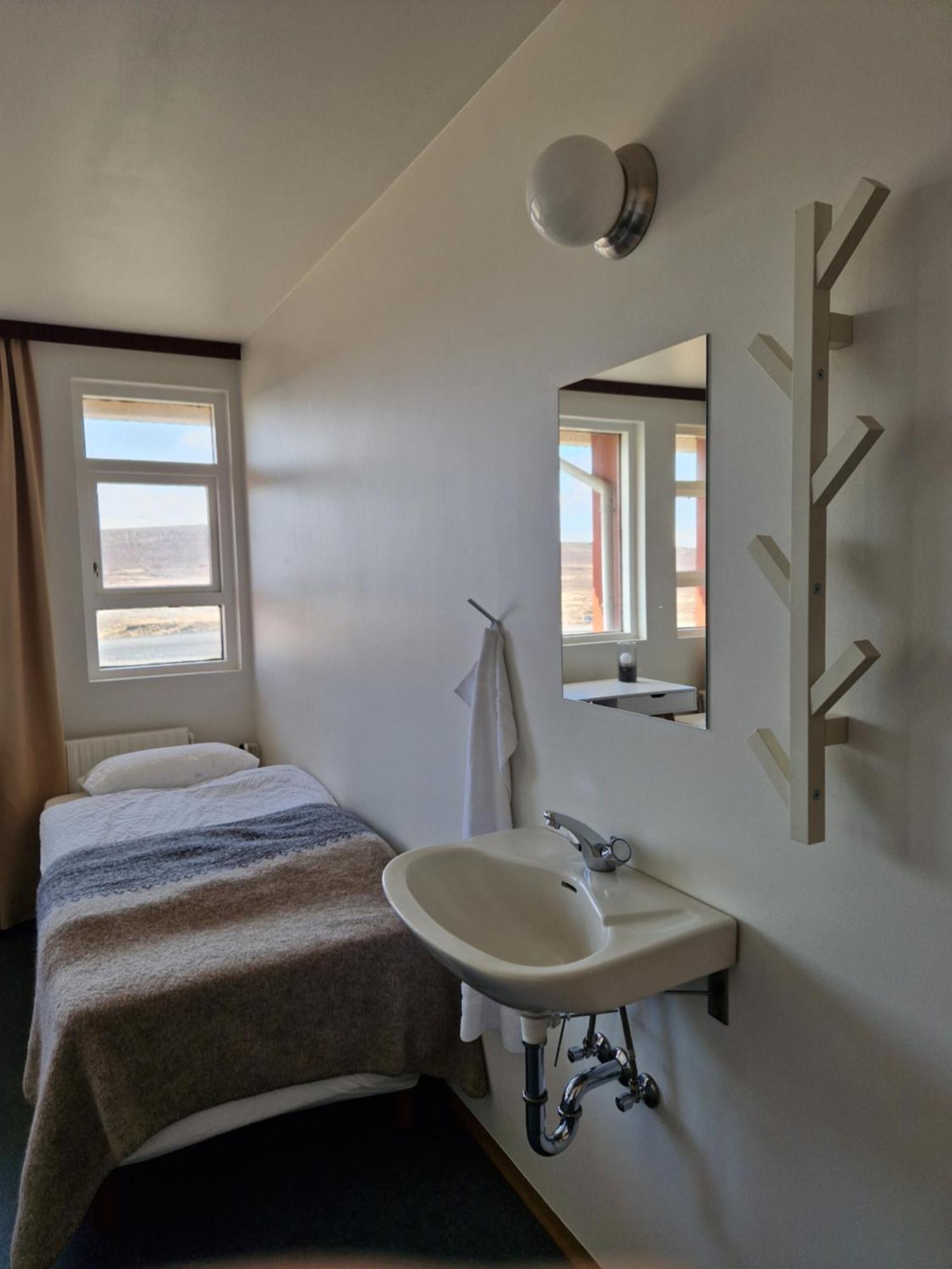 Hotel Hvitserkur Хвамстанги Екстериор снимка